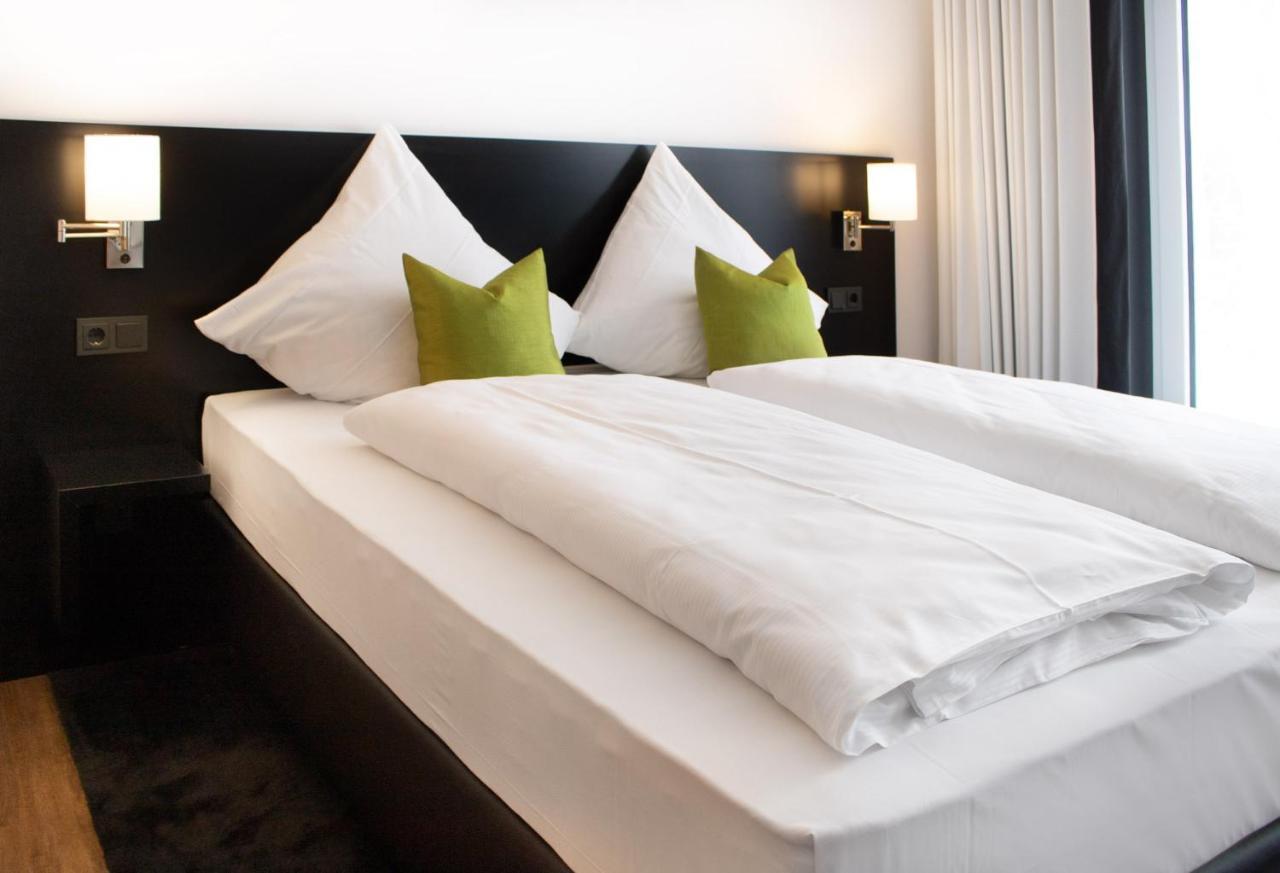 Wis Hotel By Wmm Hotels Weil im Schonbuch エクステリア 写真